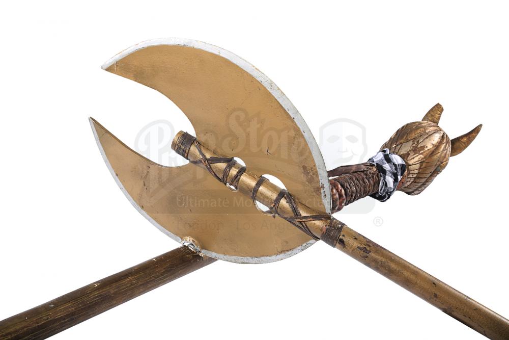 Lot 548 The Mummy Returns 01 Rick O Connell S Brendan Fraser Double Bladed Axe With Imotep S Arnold Vosloo Gong Mallet Price Estimate 00 3000
