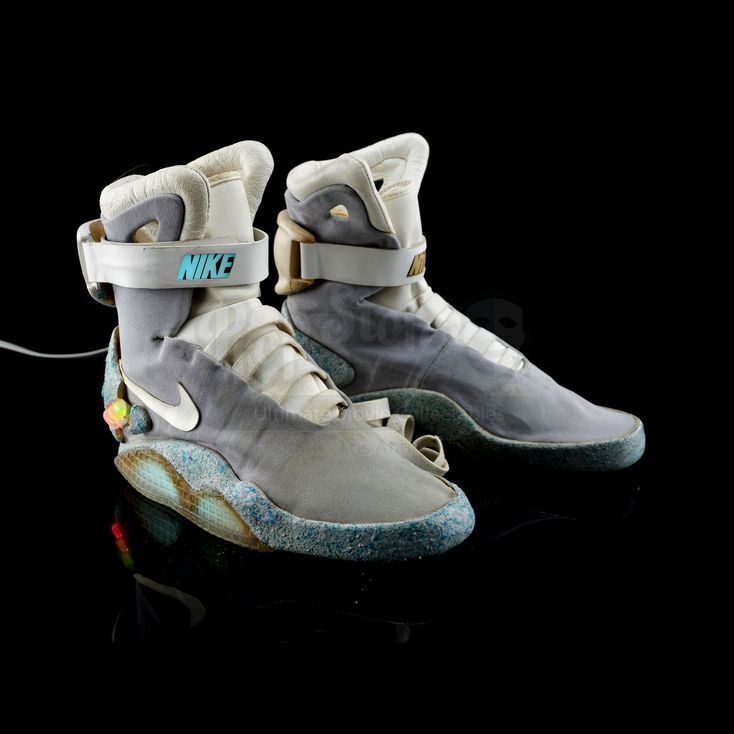 Nike Mags: how to get a pair of Nike Mag sneakers and trainer