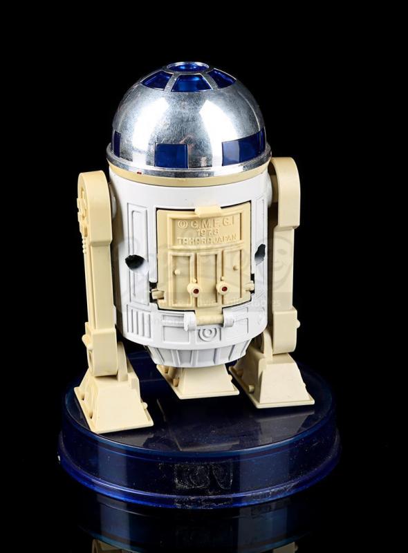 Lot # 70 - Missile Firing R2-D2 Diecast Toy - 4