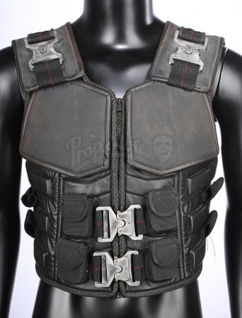 Lot #114 - BLADE (1998) - Blade's (Wesley Snipes) Armored Tactical Vest - 2