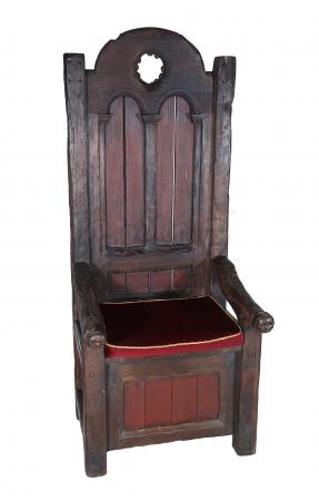 Lot #133 - BRAVEHEART (1995) - Screen-Matched King and Queen Baronial-Style Thrones - 2