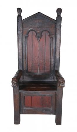 Lot #133 - BRAVEHEART (1995) - Screen-Matched King and Queen Baronial-Style Thrones - 25