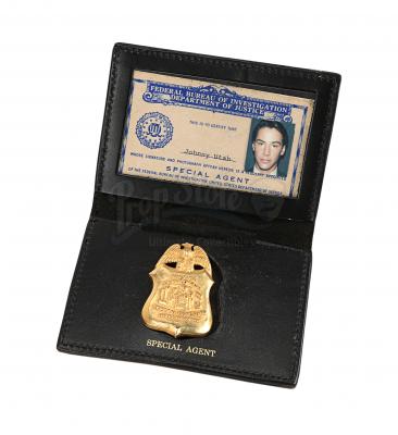 Lot #559 - POINT BREAK (1991) - Johnny Utah's (Keanu Reeves) Prototype FBI Badge