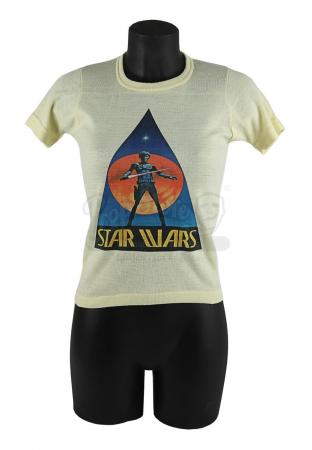 Lot #698 - STAR WARS: A NEW HOPE (1977) - Two Crew T-shirts - 2