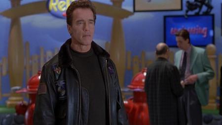 Lot #7 - THE 6TH DAY (2000) - Adam Gibson's (Arnold Schwarzenegger) Leather Jacket - 13