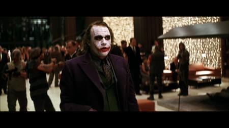 Lot #98 - THE DARK KNIGHT (2008) - Joker's (Heath Ledger) Neck Tie - 11