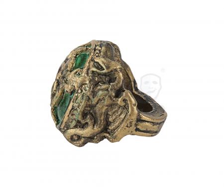 Lot #271 - PIRATES OF THE CARIBBEAN: DEAD MAN'S CHEST (2006) - Jack Sparrow's (Johnny Depp) Stunt Dragon Ring - 4