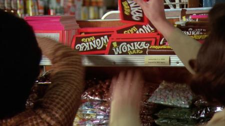 Lot #401 - WILLY WONKA AND THE CHOCOLATE FACTORY (1971) - Wonka Bar - 7
