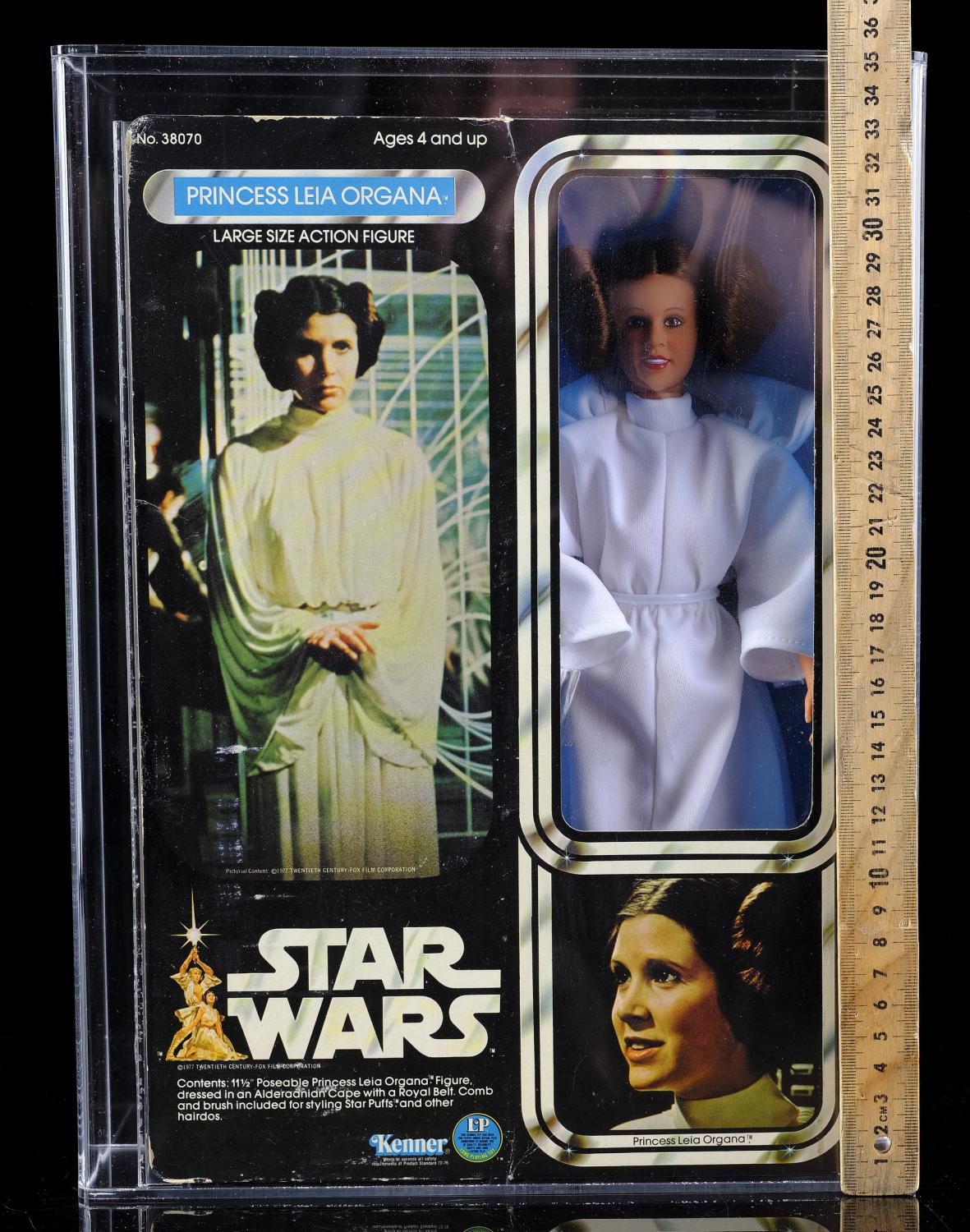 Lot #989 - STAR WARS: A NEW HOPE (1977) - Charles Lippincott Collection: Princess  Leia Organa Large Size Action Figure AFA 80 NM