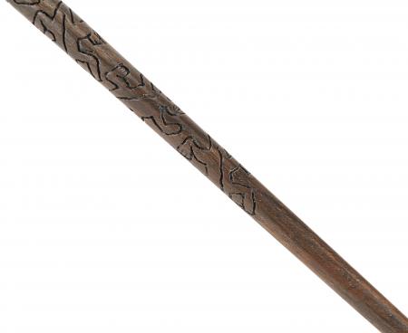 Lot #163 - HARRY POTTER AND THE DEATHLY HALLOWS: PART 2 (2011) - Background Wand - 5
