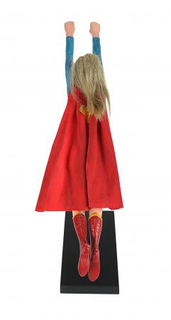 Lot #374 - SUPERGIRL (1984) - Supergirl (Helen Slater) SFX Flying Model Miniature - 13