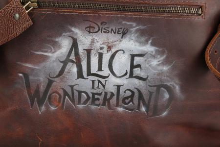 Lot #420 - ALICE IN WONDERLAND (2010) - Hand-painted Leather Crew Bag and Letter Holder - 5