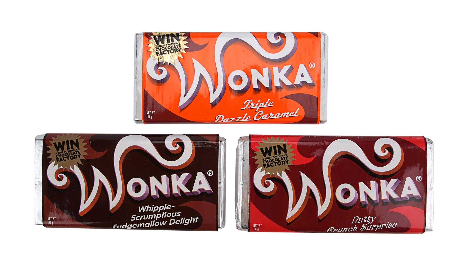 Lot #498 - CHARLIE AND THE CHOCOLATE FACTORY (2005) - Hero Wonka Bars