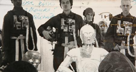 Lot #973 - STAR WARS: RETURN OF THE JEDI (1983) - Harrison Ford, Carrie Fisher, Mark Hamill, Richard Marquand And Main Cast Autographed Photograph - 6