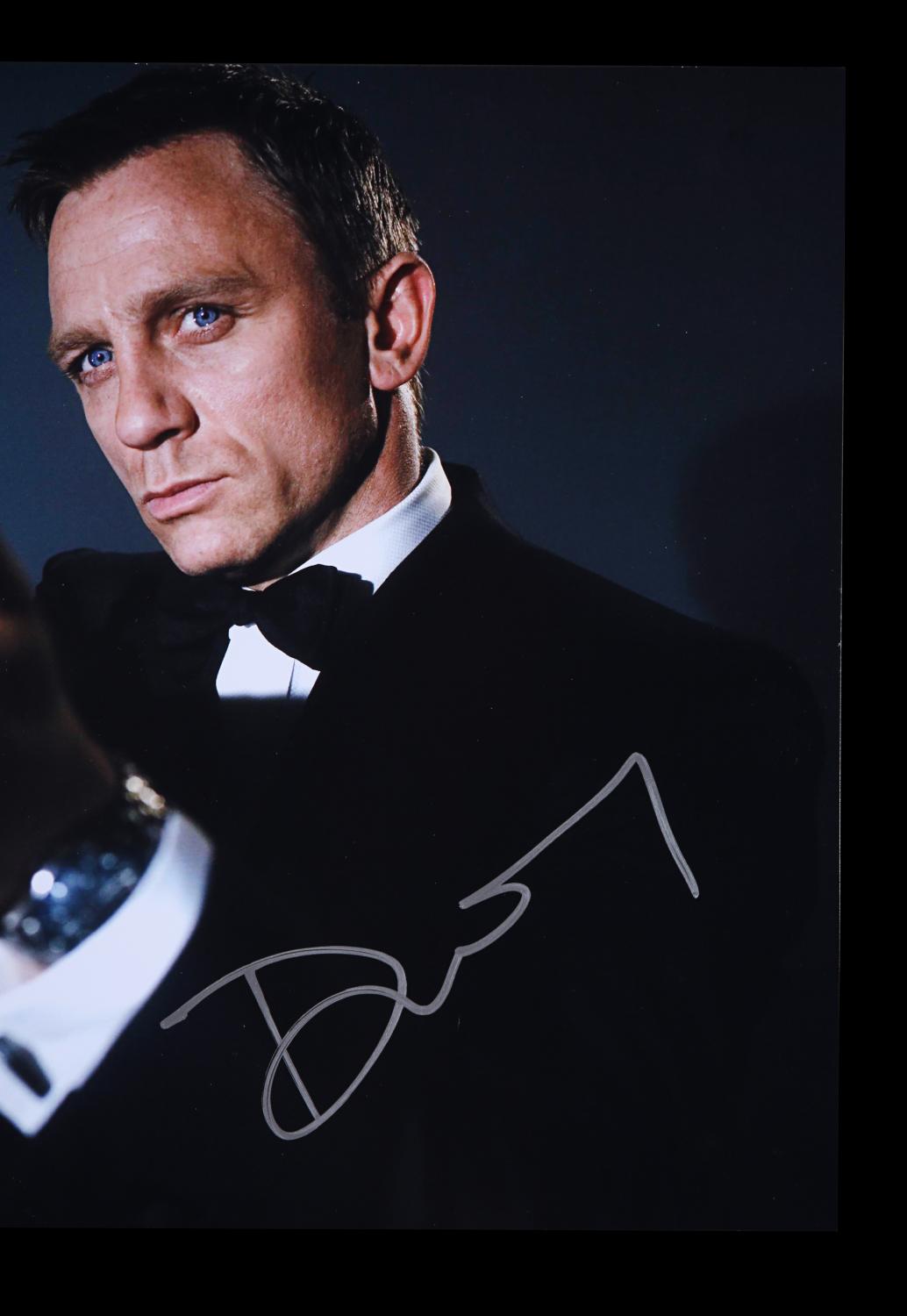 Lot #409 - JAMES BOND: CASINO ROYALE (2006) - Daniel Craig Autographed ...